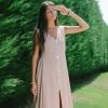 COMODE Beige dress with buttons