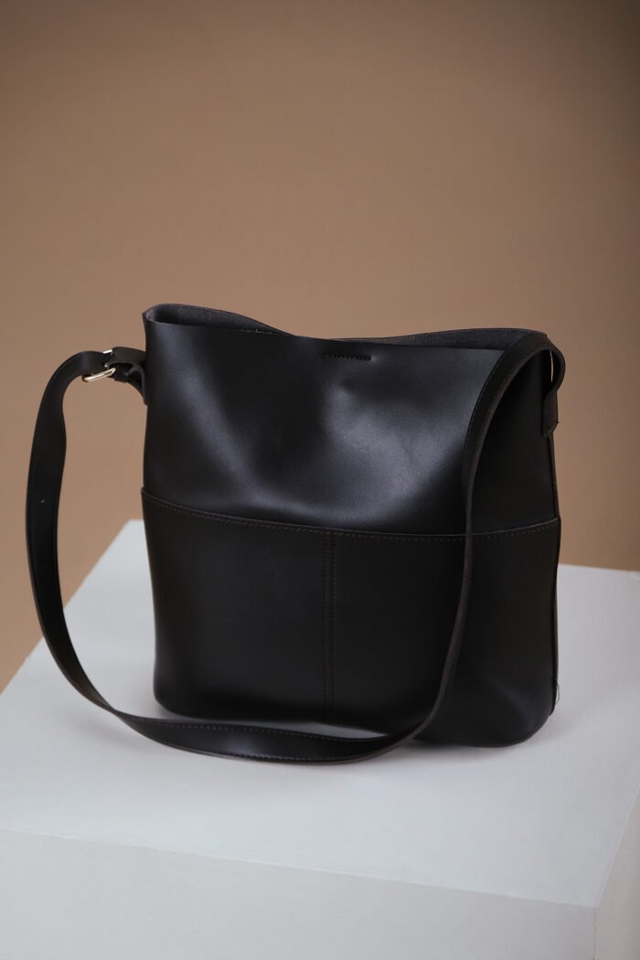 COMODE Dark Brown Tote bag
