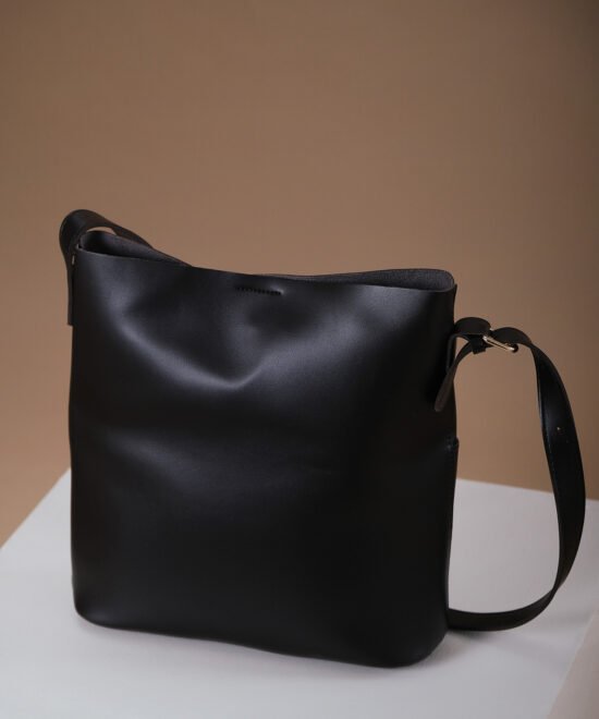 Alternative view of COMODE Dark Brown Tote bag