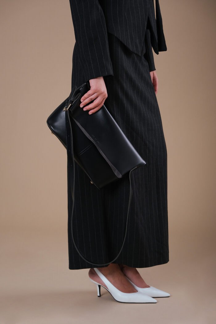 COMODE Priestly Black Skirt