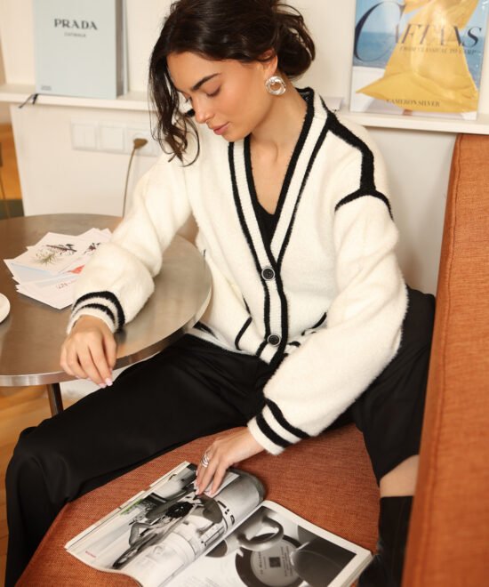Alternative view of COMODE Eleanor Black&White cardigan