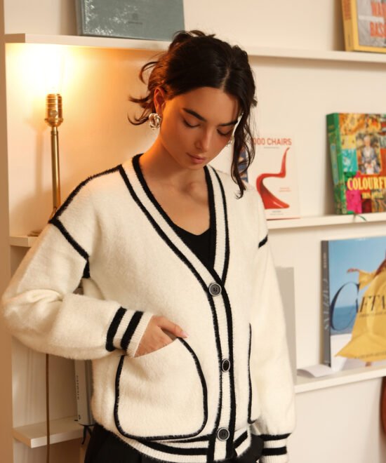 COMODE Eleanor Black&White cardigan
