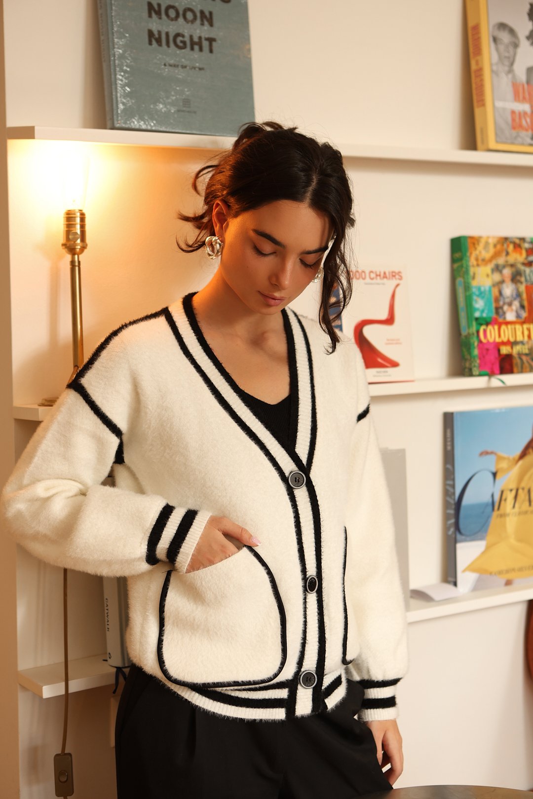 COMODE Eleanor Black&White cardigan