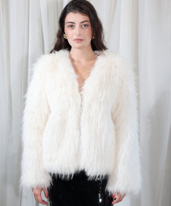 COMODE White Fur