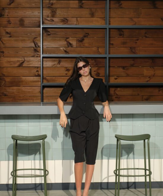 COMODE Diana Black Blouse