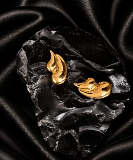 NOIR Gold Tear Earrings