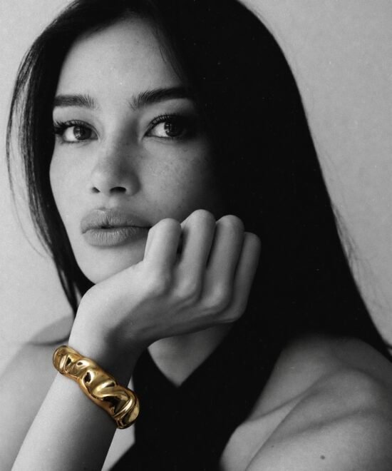 Alternative view of NOIR Gold Bracelet