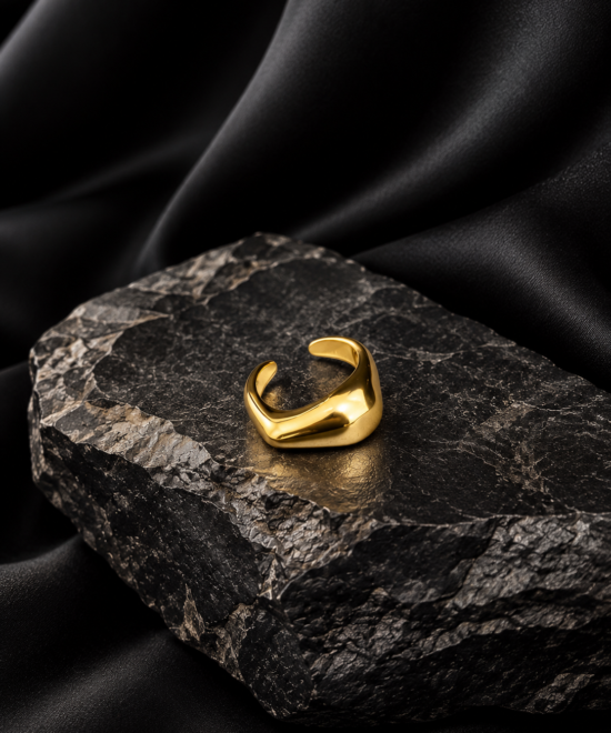 NOIR Gold Ring