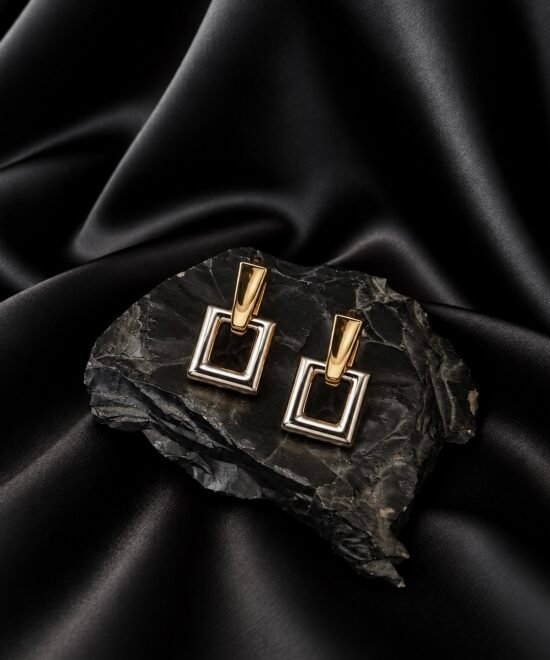 NOIR Fashonable Earrings