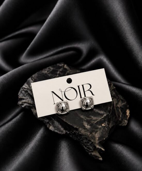 NOIR Silver Stud Earring