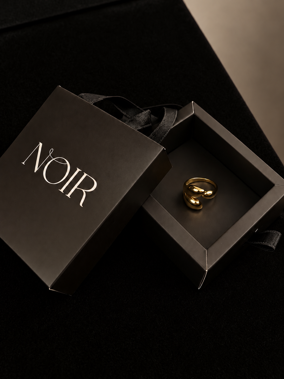 NOIR Gold Ring - Image 2