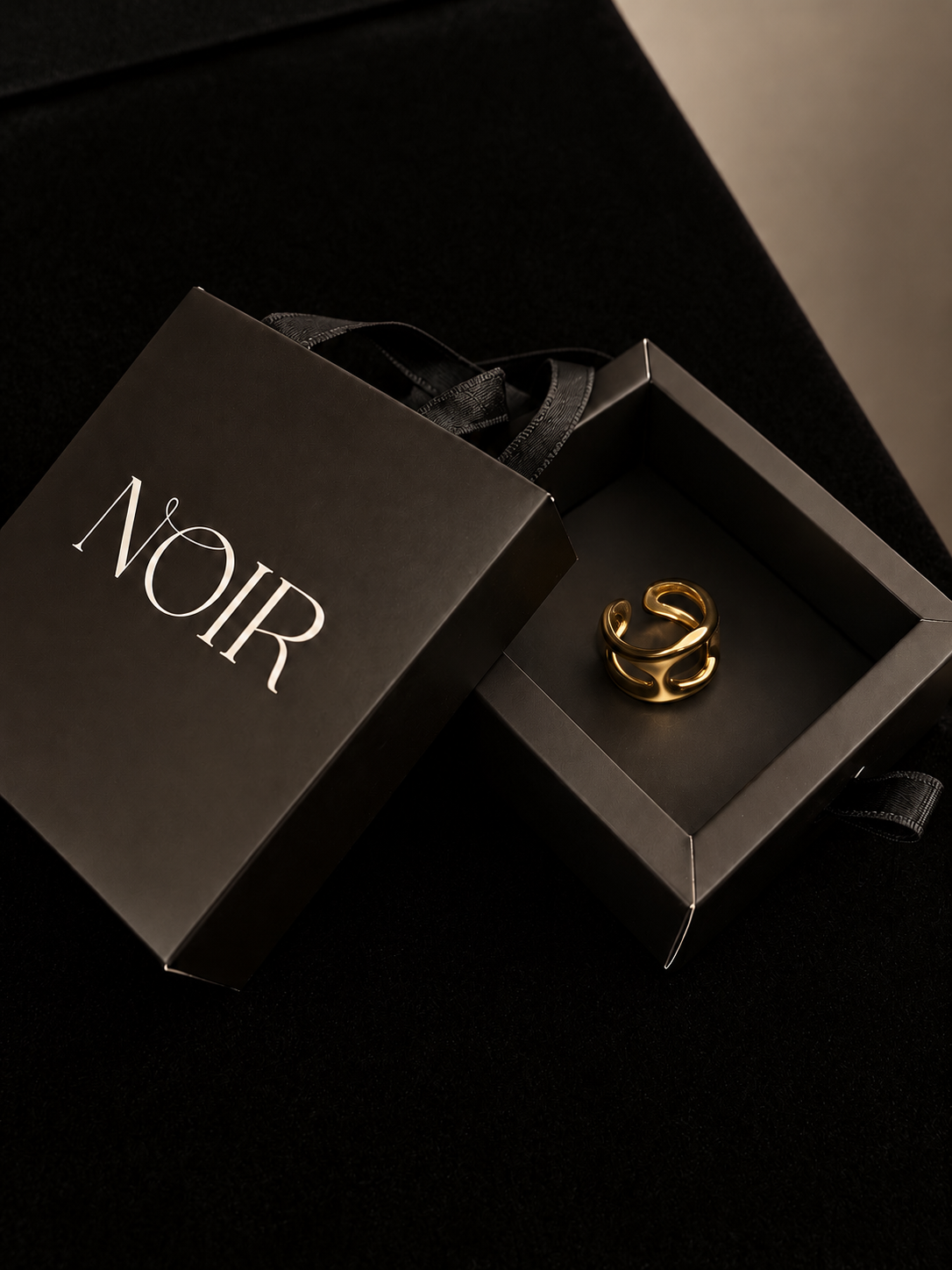 NOIR Gold Ring - Image 3