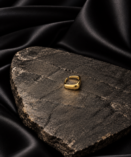 NOIR Gold Ring