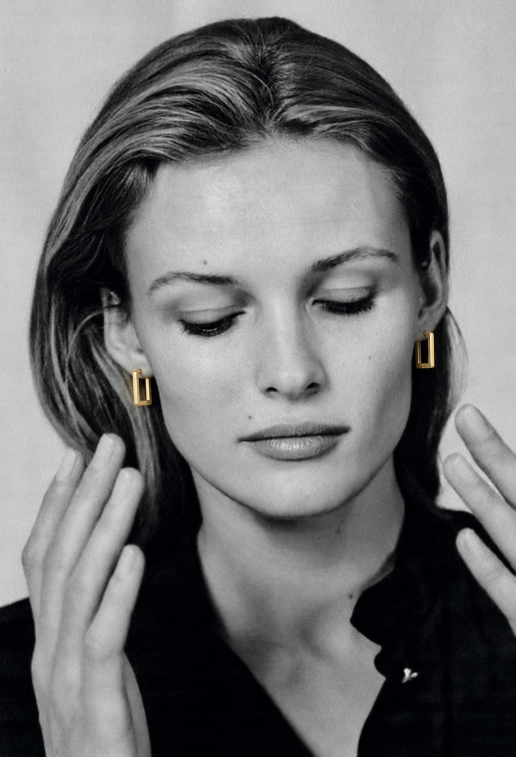 NOIR Mini Gold Slim Earrings - Image 2
