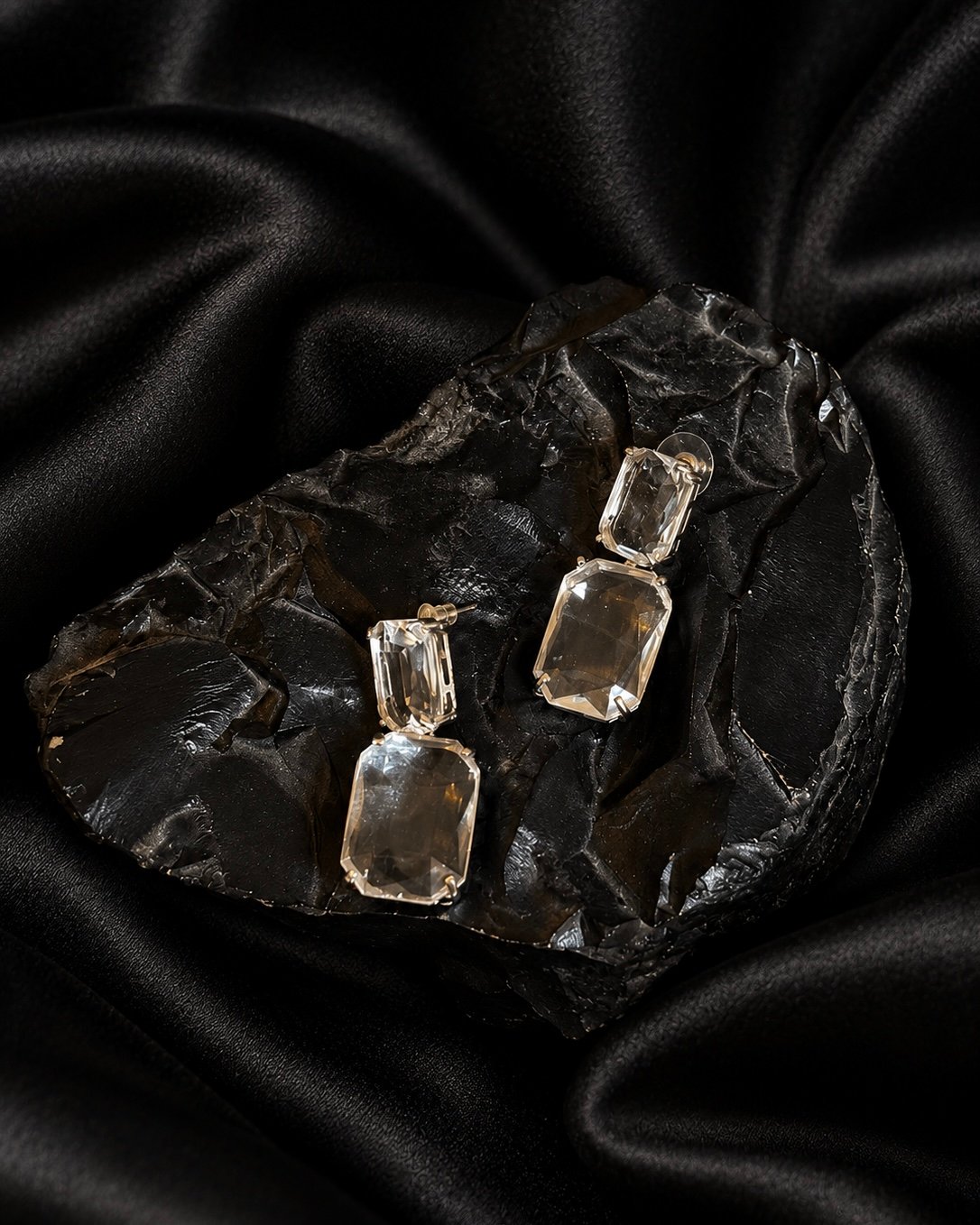 NOIR Mirror Earrings