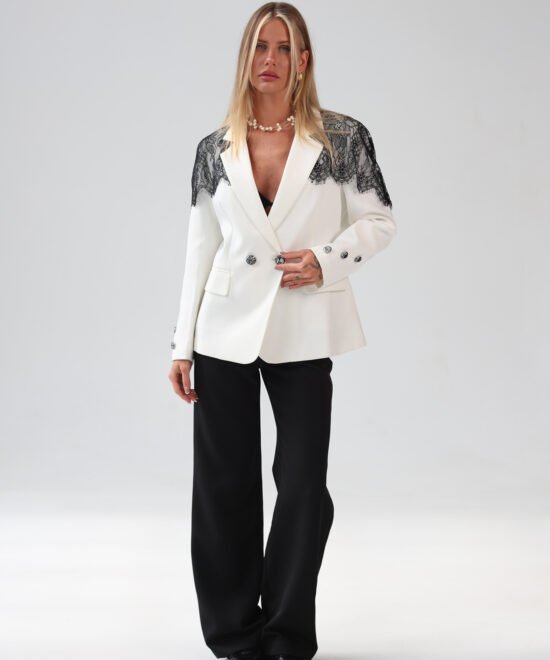 COMODE Amelie White Blazer