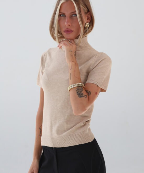 Alternative view of COMODE Short-Sleeve Beige Knit Top