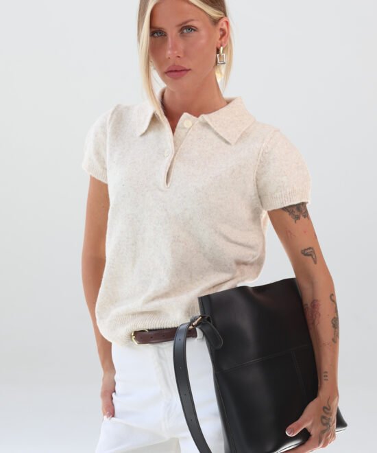 Alternative view of COMODE Polo Beige T-shirt