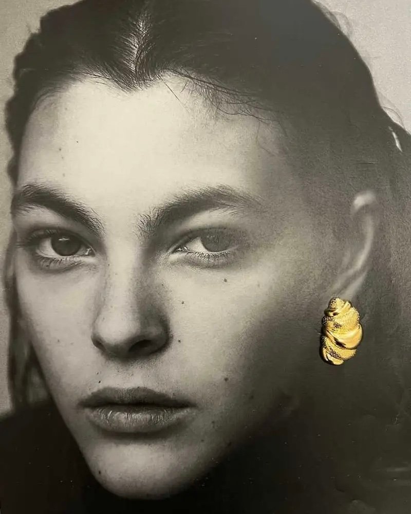 NOIR Gold "Croasant" Earrings - Image 2
