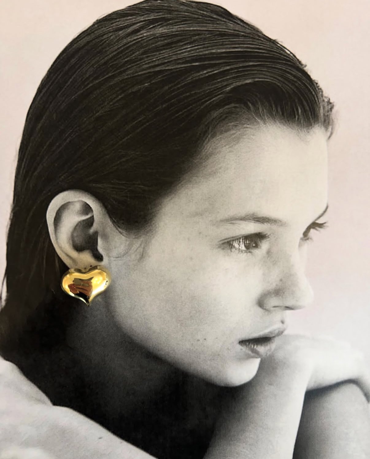 NOIR Golden Heart Earrings - Image 2